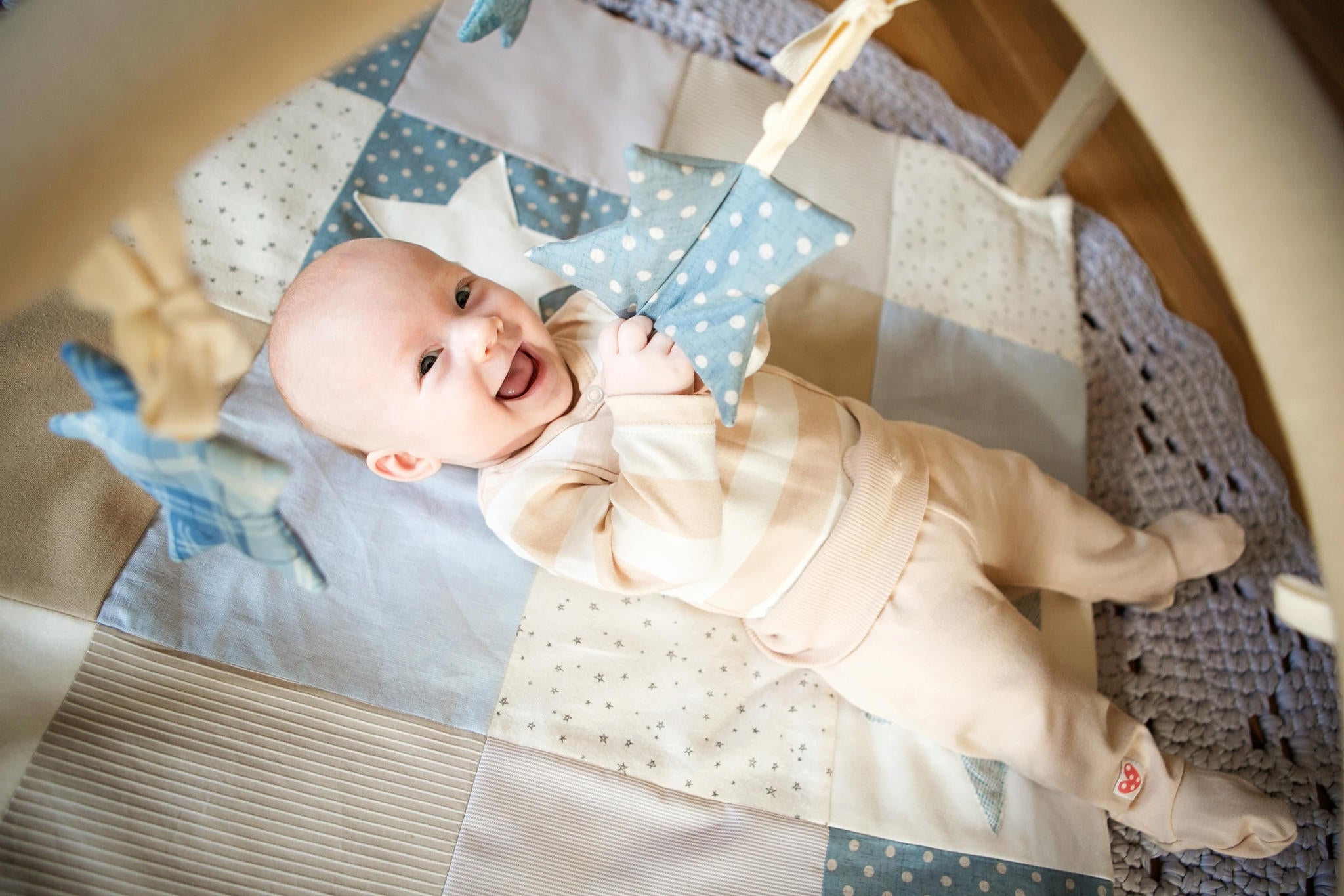 Small baby activity mat, 80x80 cm - Blue